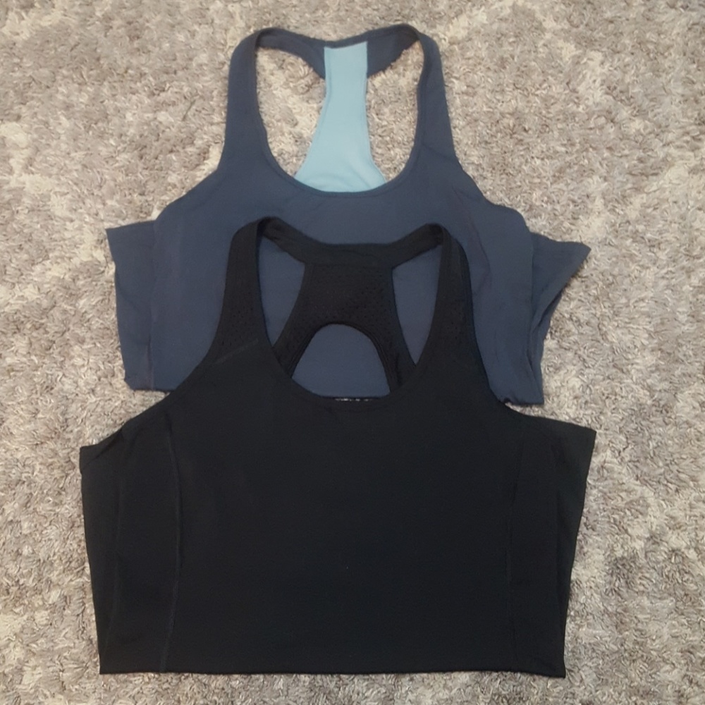 2 Gap Body work out tanks